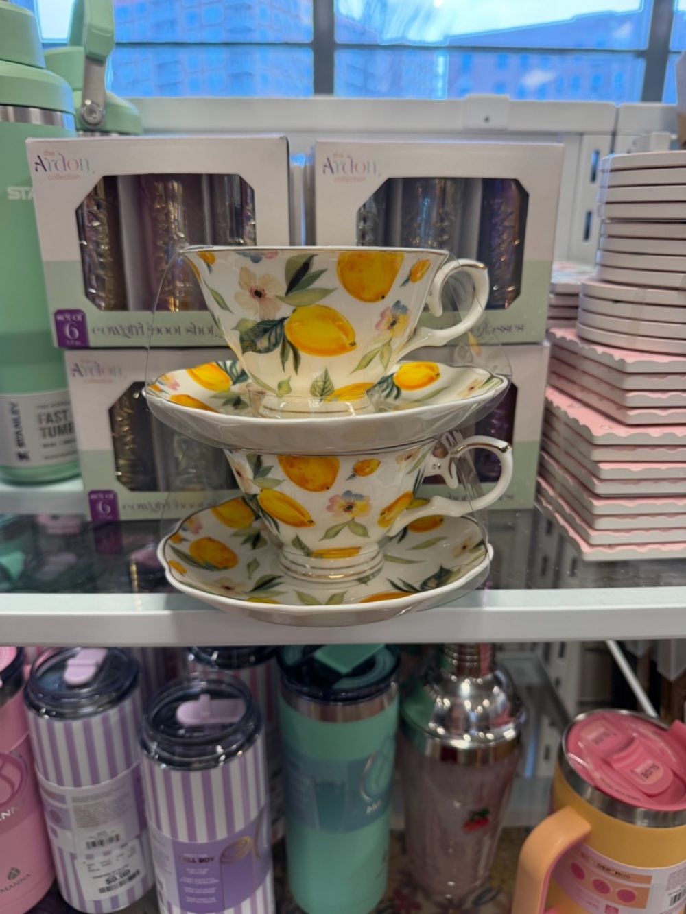 Floral Lemon Porcelain Tea Cup & Saucer Set - Yellow